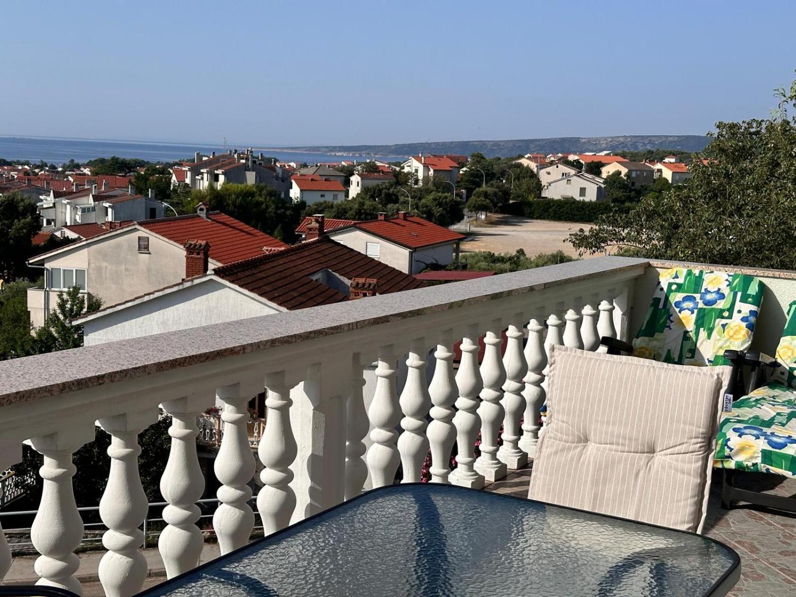 Apartmani Djurda Кърк Екстериор снимка